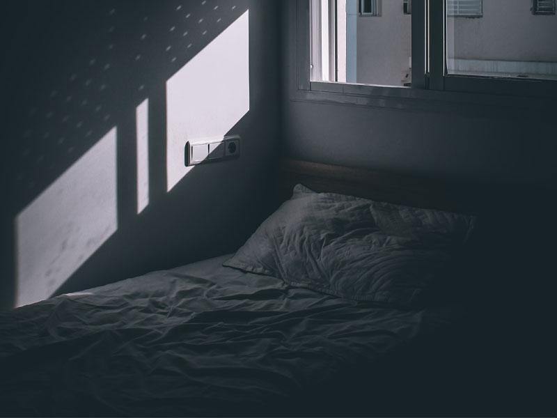 Does Quiet and Dark Room Provide Better Sleep? - NTBAY® HOME