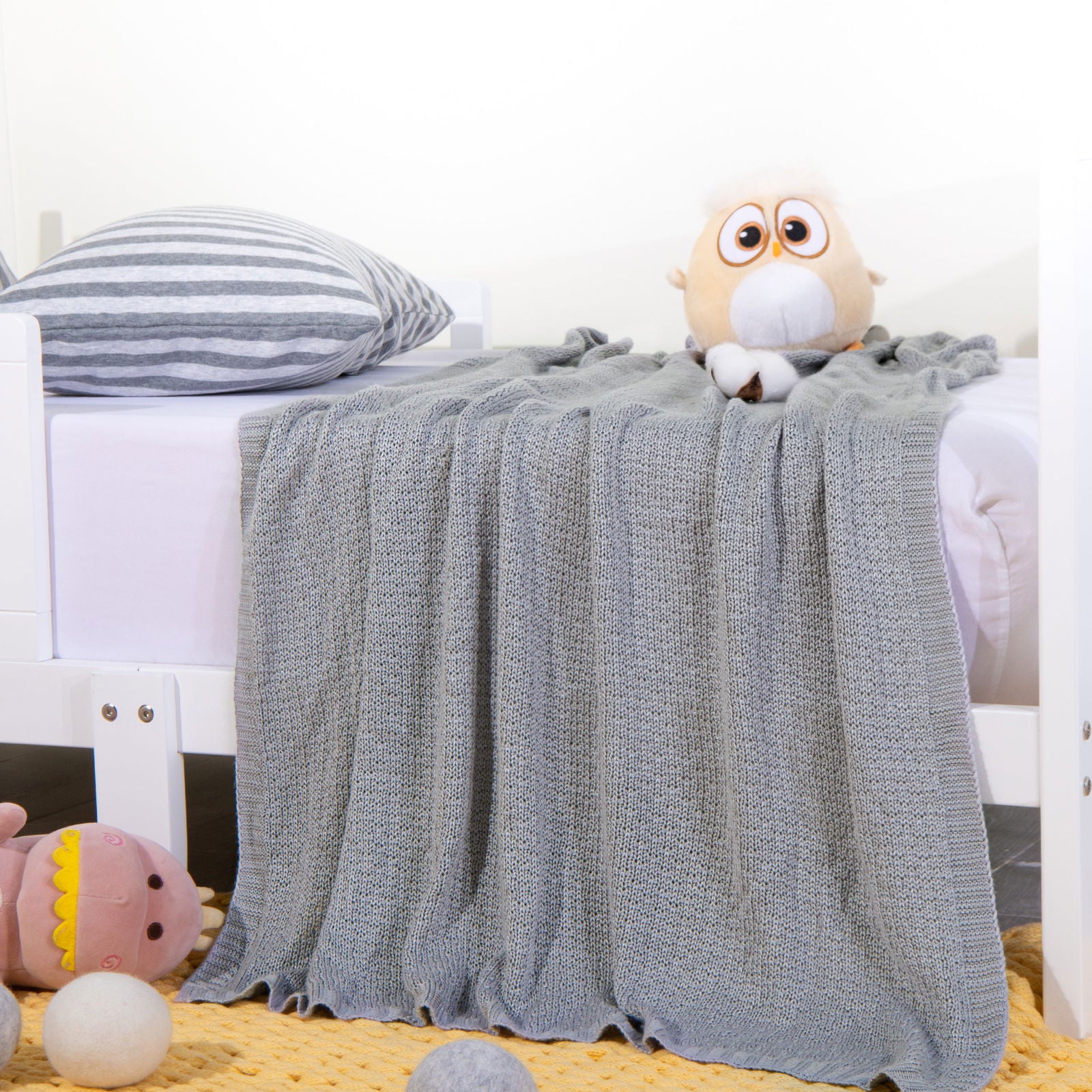 NTBAY Bamboo Cable Knitted Toddler Blanket - NTBAY